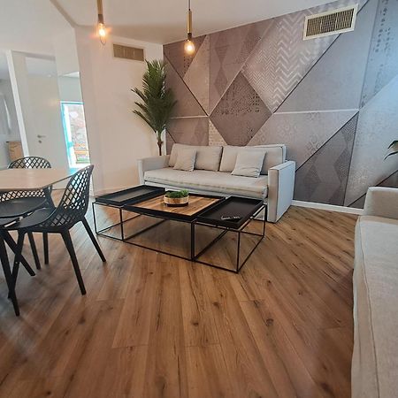 Yalarent Afarsemon Apartments With Pool - For Families & Couples Ejlat Zewnętrze zdjęcie