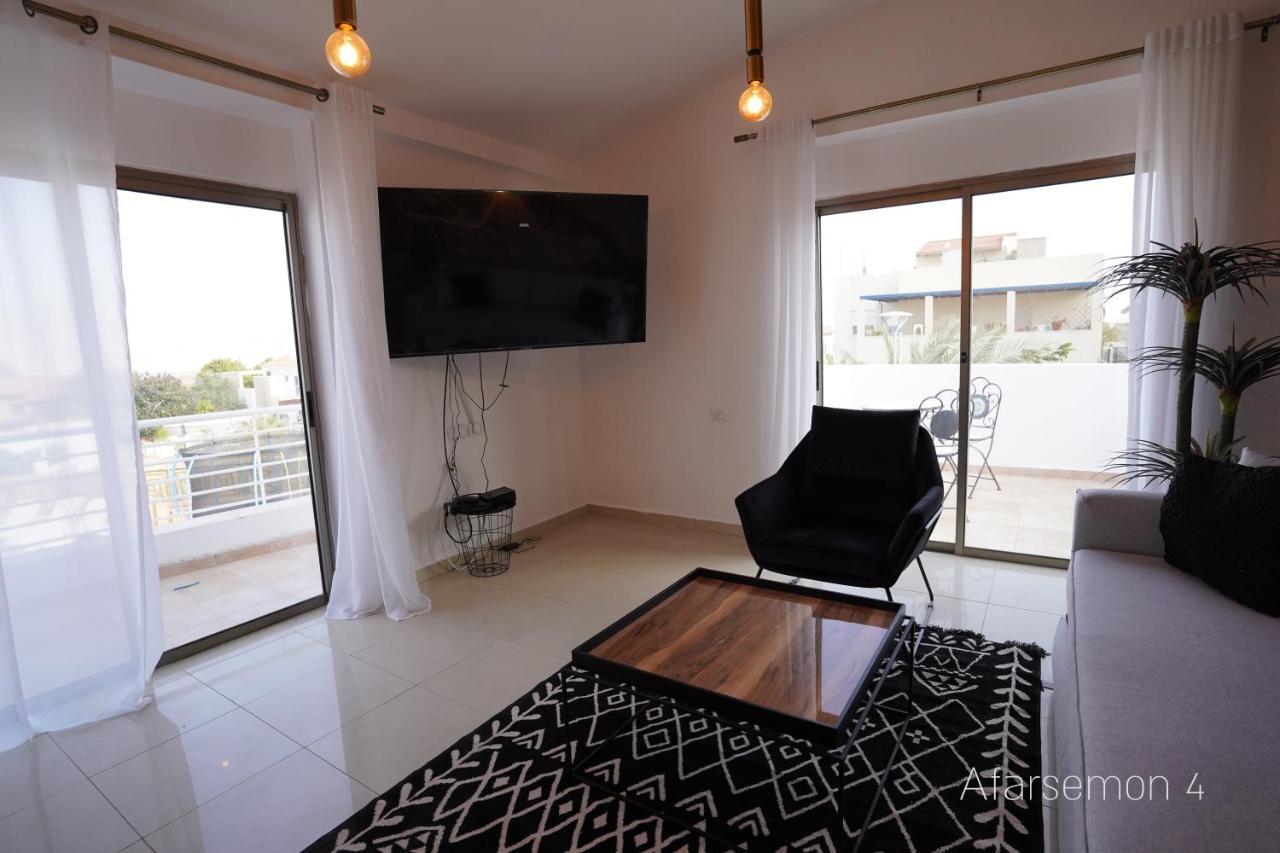 Yalarent Afarsemon Apartments With Pool - For Families & Couples Ejlat Zewnętrze zdjęcie