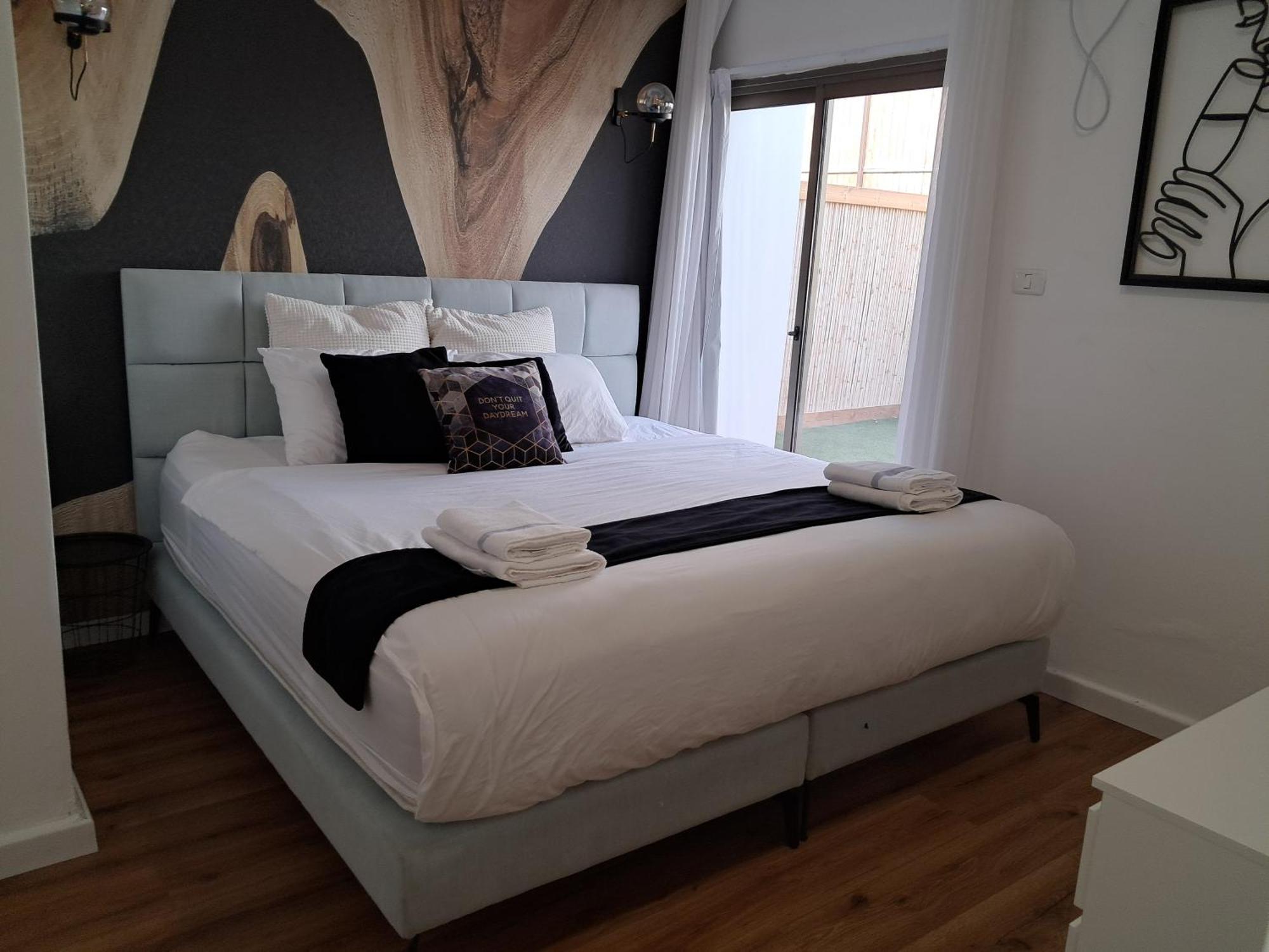 Yalarent Afarsemon Apartments With Pool - For Families & Couples Ejlat Zewnętrze zdjęcie